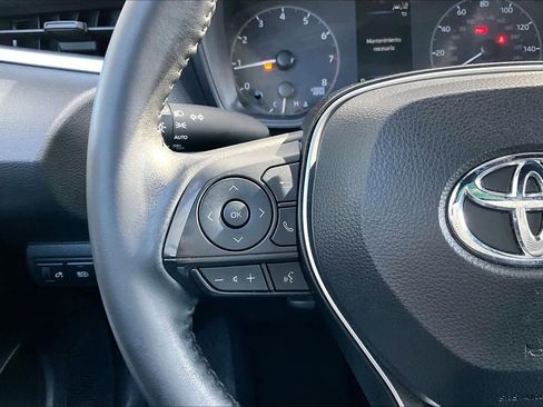 Used 2024 Toyota Corolla SE image 23