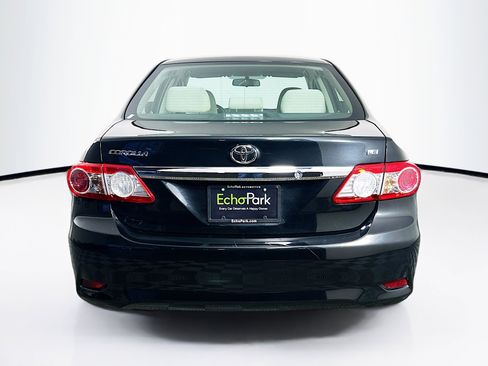 Used 2013 Toyota Corolla LE image 7