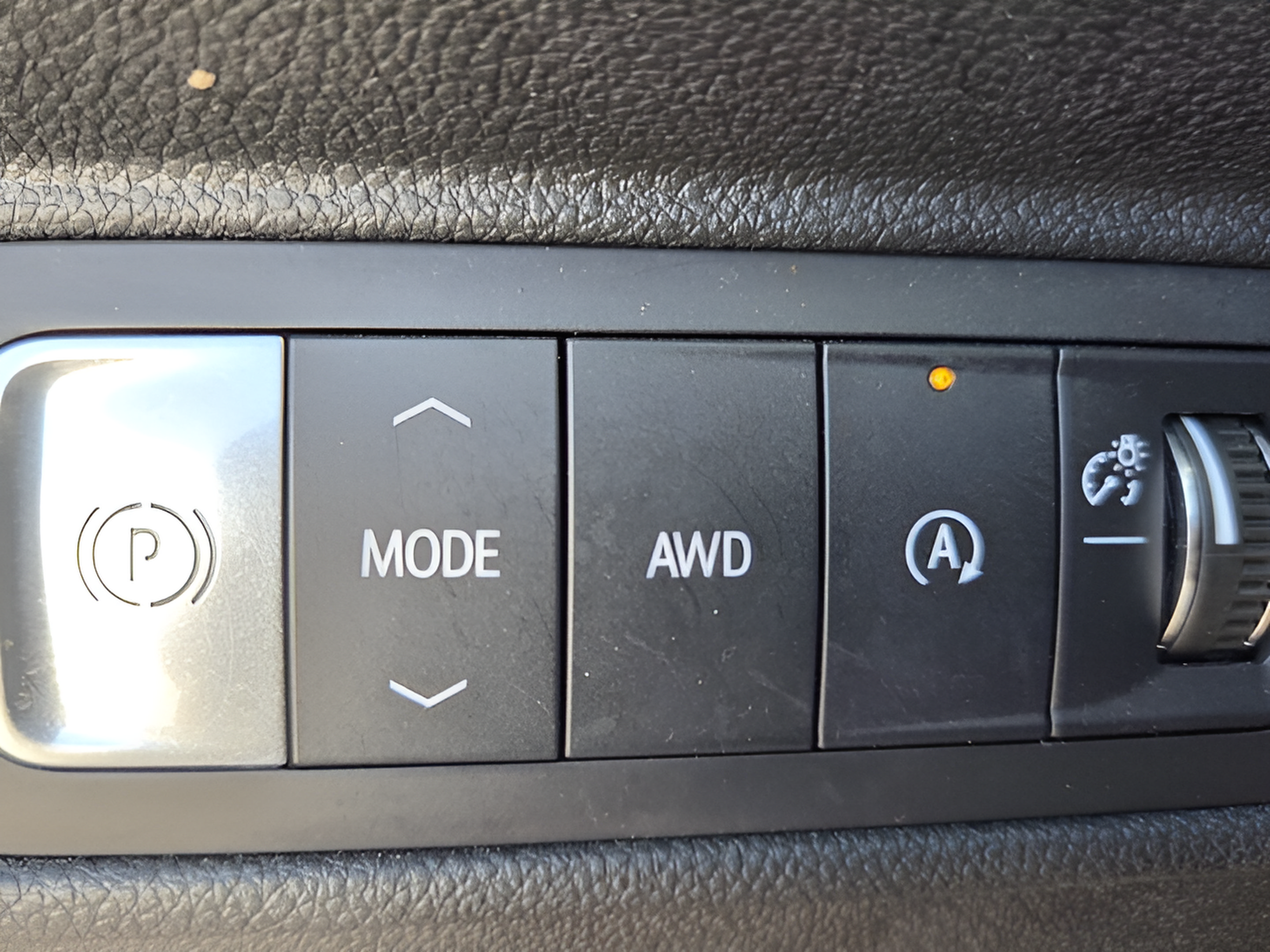 Used 2025 Chevrolet Traverse LT AWD/4WD image 27