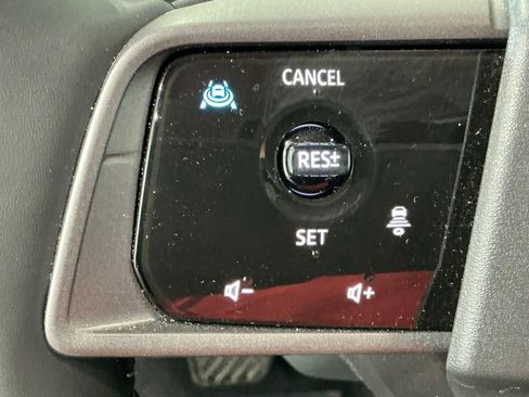 Used 2025 Nissan Murano SL AWD/4WD image 64