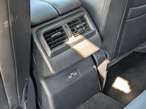 Used 2025 MAZDA CX-50 AWD 2.5 S w/ Premium Package image 28