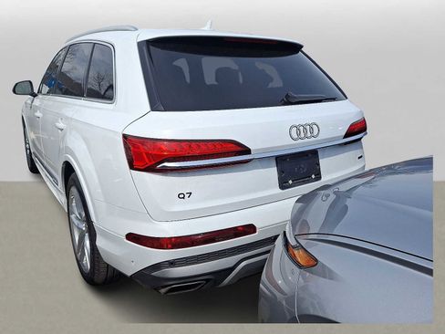 Used 2025 Audi Q7 Premium Plus image 4