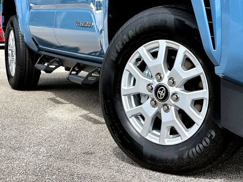New 2026 Toyota Tacoma SR5 AWD/4WD image 2
