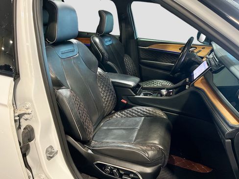 Used 2022 Jeep Grand Cherokee L Summit image 32