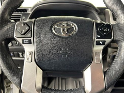 Used 2021 Toyota 4Runner SR5 AWD/4WD image 23