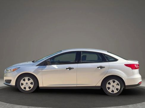 Used 2016 Ford Focus S FWD image 6