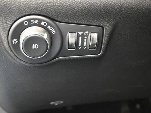 New 2026 Jeep Compass Latitude image 21