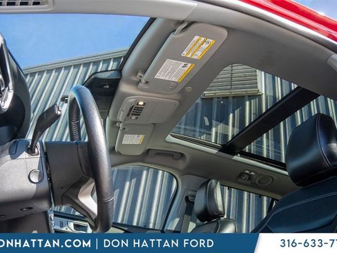 Used 2022 Ford Explorer Limited w/ Equipment Group 301A image 21