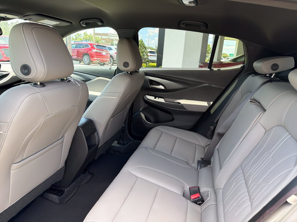 New 2026 Buick Envista Preferred FWD image 18