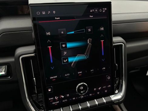 New 2026 GMC Yukon XL Denali w/ Denali Reserve Package image 33