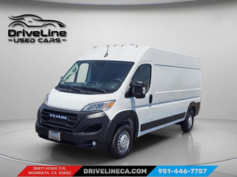 Used 2025 RAM ProMaster 2500 w/ Convenience Group FWD image 14