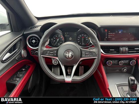 Used 2018 Alfa Romeo Stelvio Ti Sport image 13