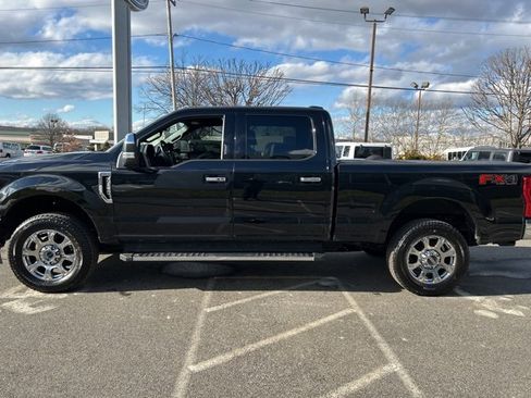Used 2022 Ford F350 Lariat w/ Lariat Ultimate Package image 4