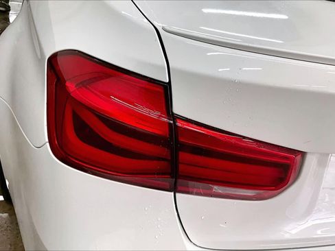 Used 2018 BMW M3 image 30