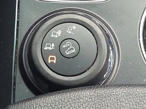 Used 2016 Ford Explorer Sport w/ Equipment Group 401A AWD/4WD image 38