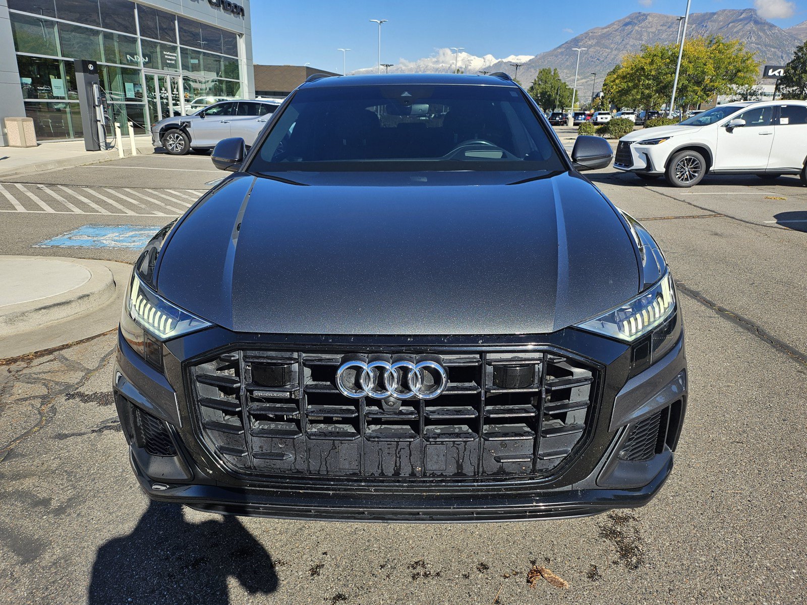 Used 2019 Audi Q8 Prestige w/ Year 1 Package AWD/4WD image 2
