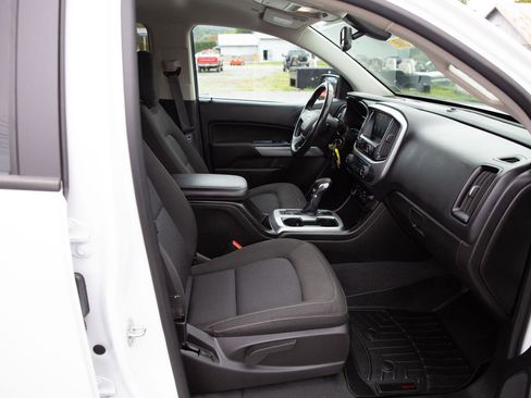 Certified 2022 Chevrolet Colorado LT w/ LT Convenience Package image 24