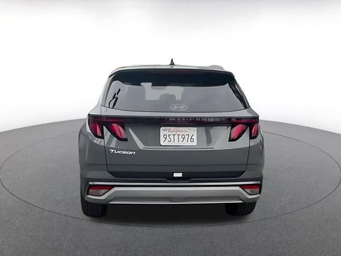 Used 2025 Hyundai Tucson SEL image 12