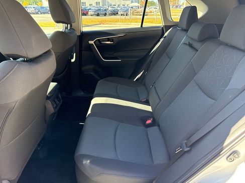 Used 2025 Toyota RAV4 XLE image 26