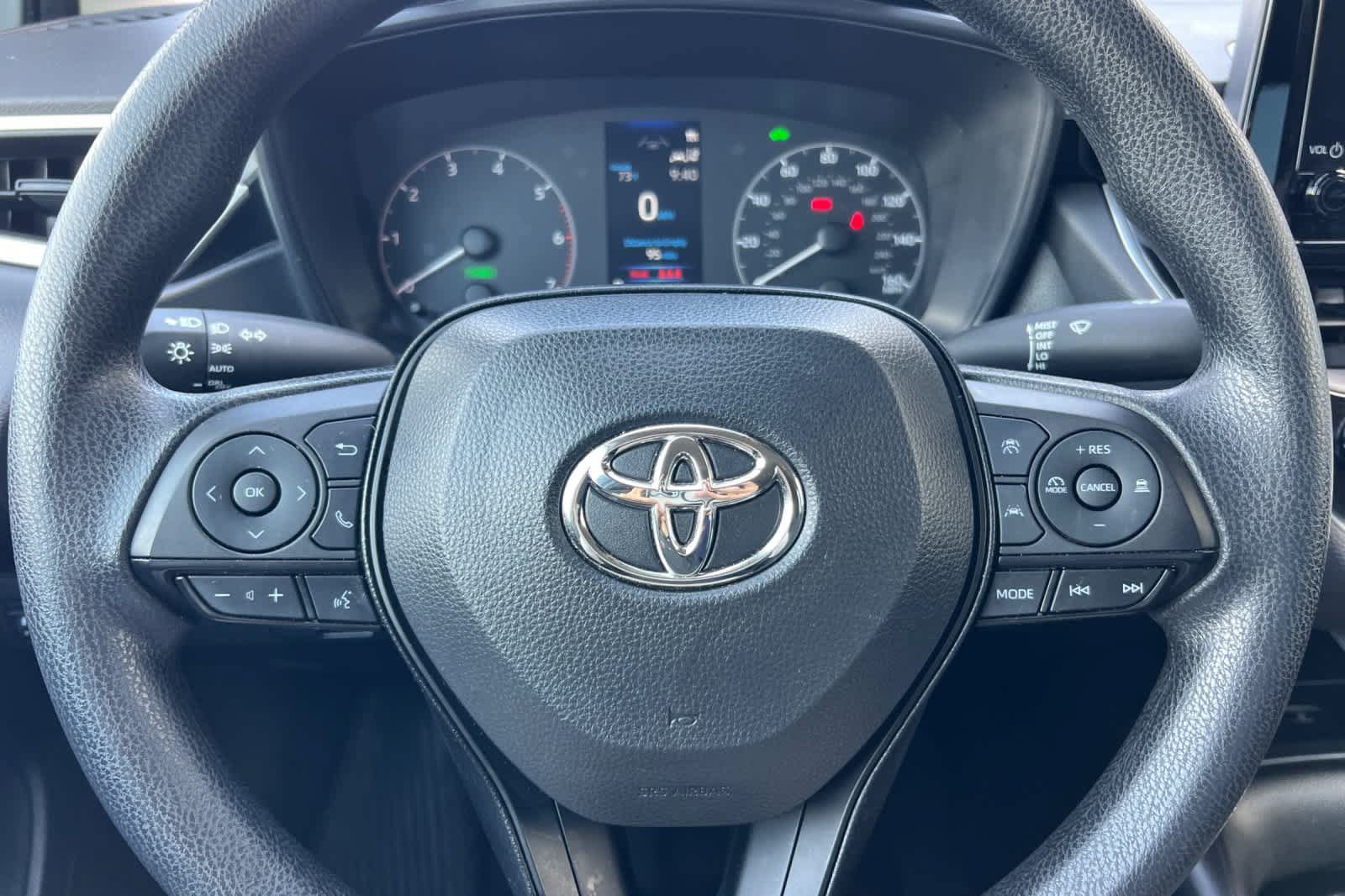 Certified 2025 Toyota Corolla LE w/ LE Premium Package FWD image 23