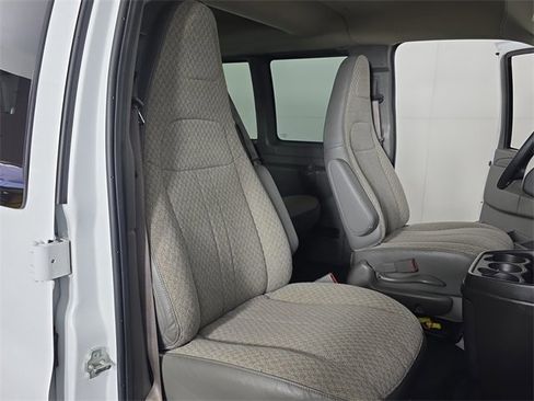 Used 2023 Chevrolet Express 3500 LS w/ Cold Climate Package image 16