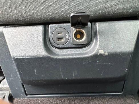Used 2022 Ford F150 XLT w/ Equipment Group 302A High AWD/4WD image 17