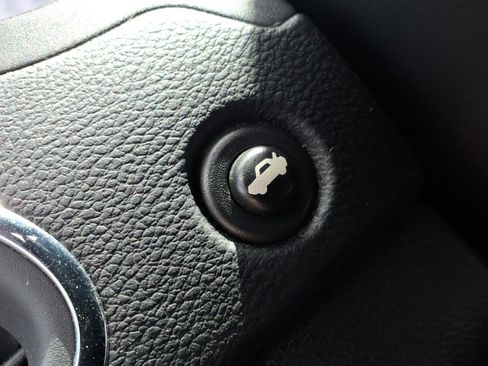 Used 2013 Chrysler 200 S image 12