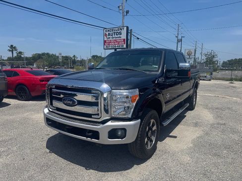 Used 2014 Ford F250 Lariat w/ Lariat Interior Package image 1