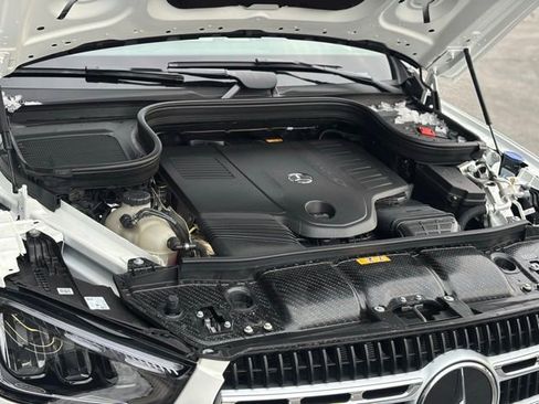 Used 2025 Mercedes-Benz GLE 450 4MATIC image 61