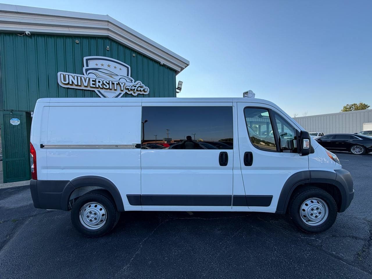 Used 2015 RAM ProMaster 1500 w/ Interior Convenience Group FWD image 2