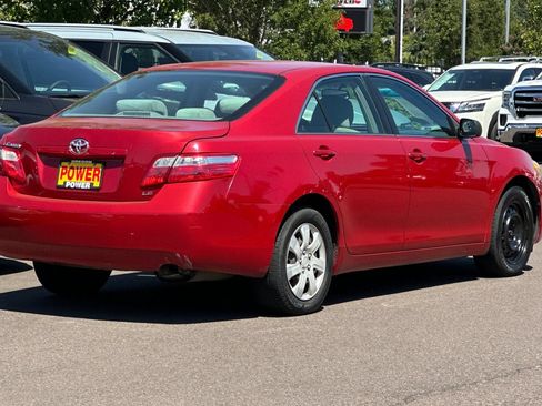 Used 2009 Toyota Camry LE FWD image 4