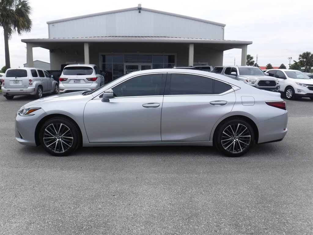 Used 2022 Lexus ES 350 w/ Premium Package FWD image 1