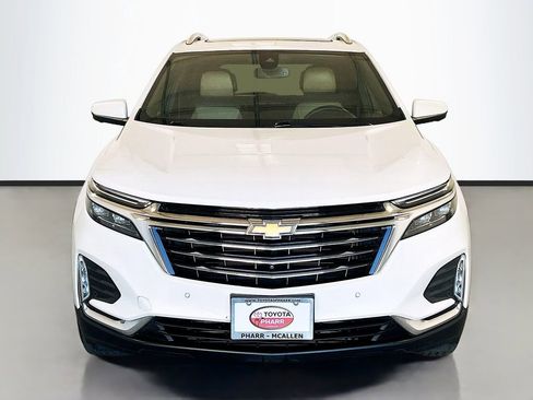 Used 2024 Chevrolet Equinox Premier FWD image 2