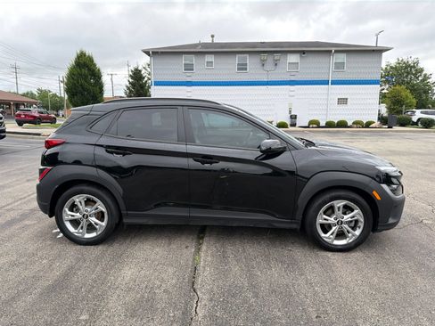 Used 2022 Hyundai Kona SEL w/ Convenience Package FWD image 6