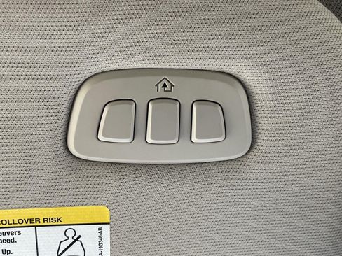 Used 2024 Ford Expedition XLT RWD image 34