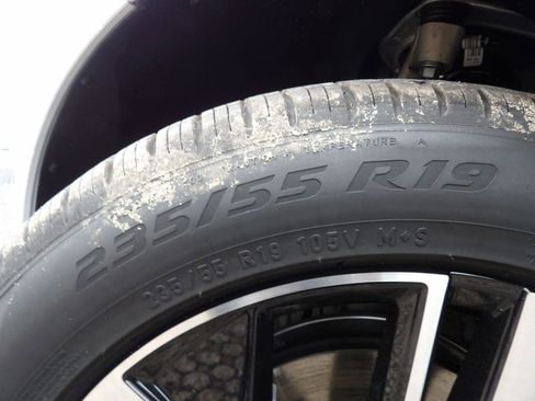 New 2026 Volvo XC60 B5 Plus w/ Protection Package Premier image 27