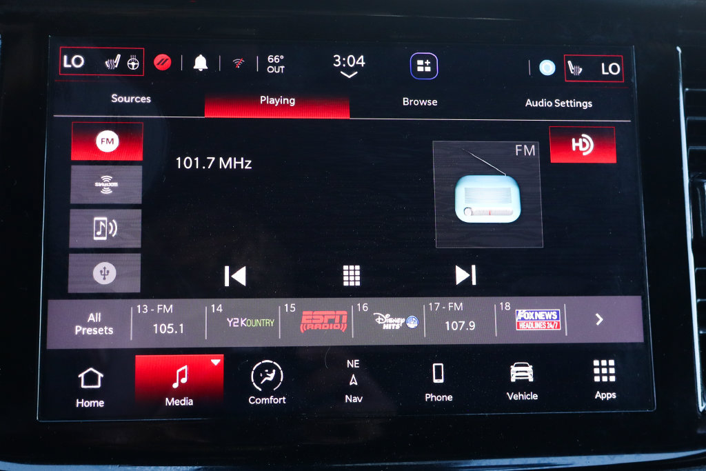 Used 2023 Dodge Durango R/T AWD/4WD image 32
