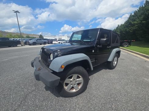 Used 2011 Jeep Wrangler Sport AWD/4WD image 2