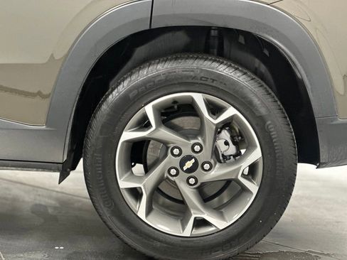 Used 2024 Chevrolet Trax LT w/ Driver Confidence Package image 22