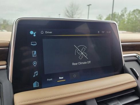 Used 2023 Chevrolet Suburban Premier w/ Premium Package 2 image 18