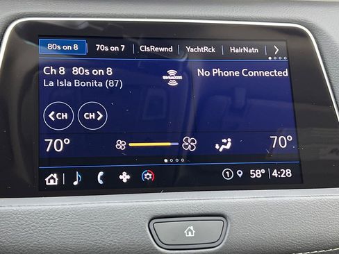 Used 2022 Cadillac XT4 Premium Luxury w/ Enhanced Visibility Package image 21