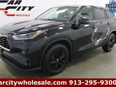 Used 2021 Toyota Highlander XLE