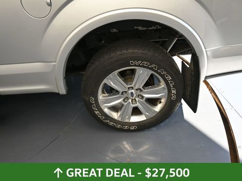 Used 2016 Ford F150 Platinum w/ Max Trailer Tow Package image 21