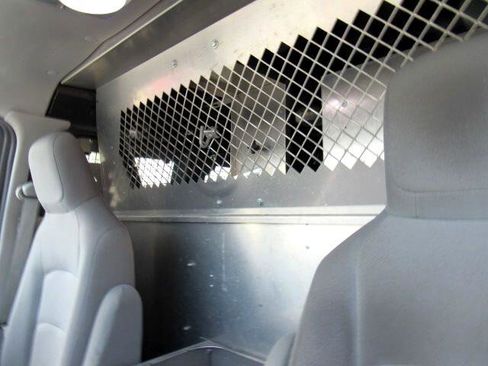 Used 2013 Ford E-150 and Econoline 150 w/ Exterior Upgrade Pkg image 16