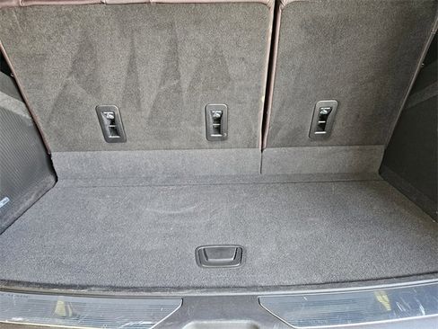 Used 2023 Cadillac Escalade Sport Platinum image 32