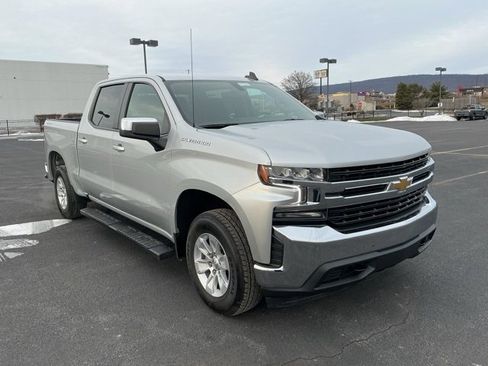 Used 2022 Chevrolet Silverado 1500 LT image 3