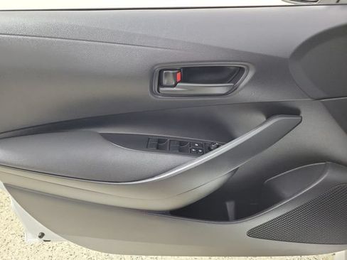 Used 2026 Toyota Corolla LE FWD image 21