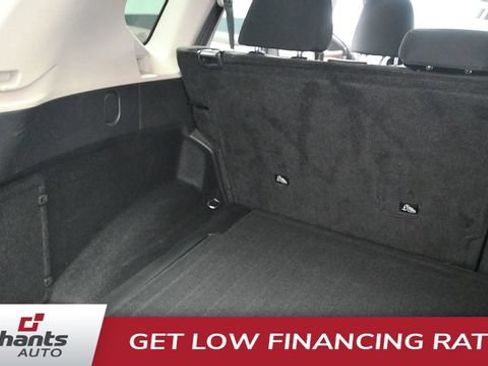 Used 2023 Nissan Rogue S AWD/4WD image 26