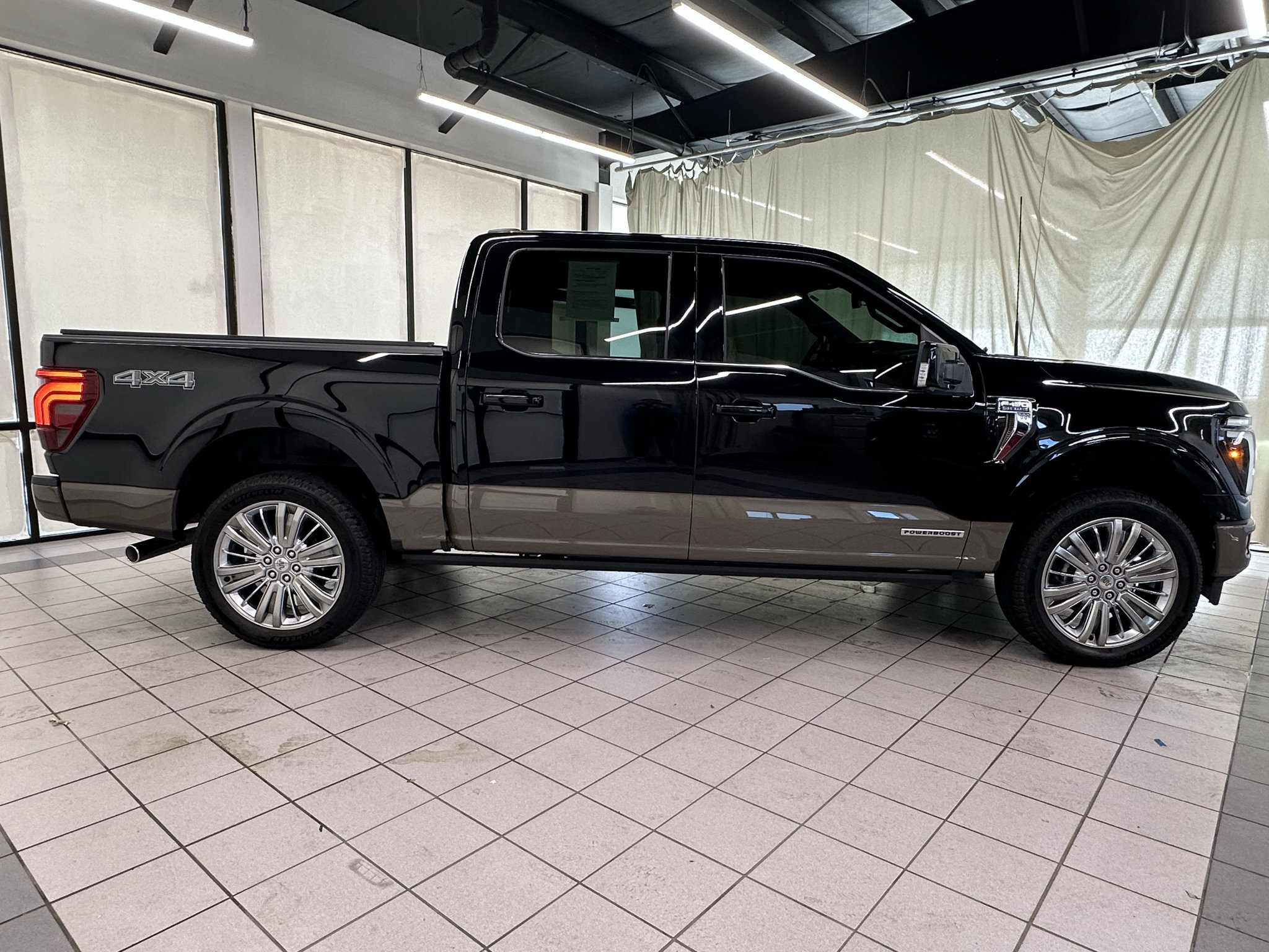 Used 2025 Ford F150 King Ranch AWD/4WD image 2