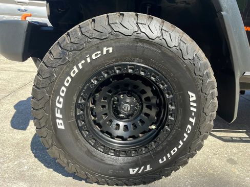 Used 2012 Jeep Wrangler Sport image 9